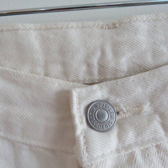 LEVI'S 501 90s Shorts Love Trip in Light White Stonewash Hippie Festival - Picture 5 of 14